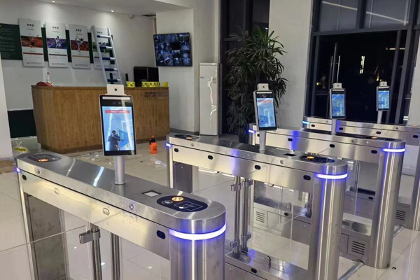 QR Code Verification Face Temperature Measurement Machine, Preventing Overseas Epidemics 614aa8186c956 (1).png